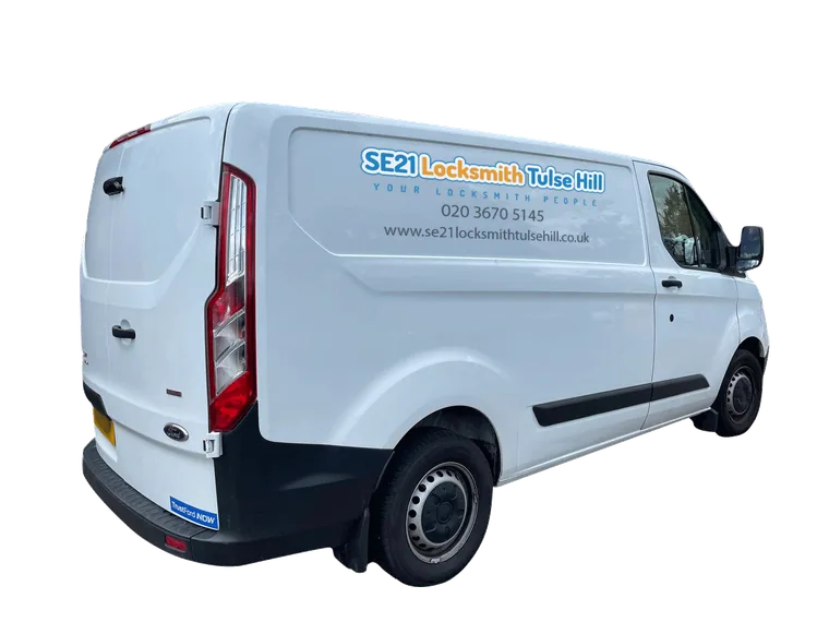 SE21 Locksmith Tulse Hill van